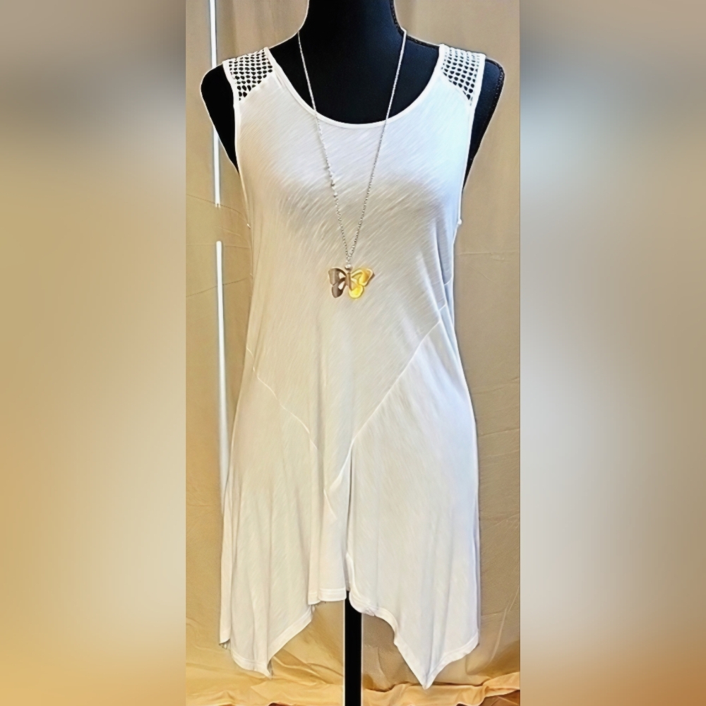 Apt.9 White Sleeveless Tunic Top Size Small